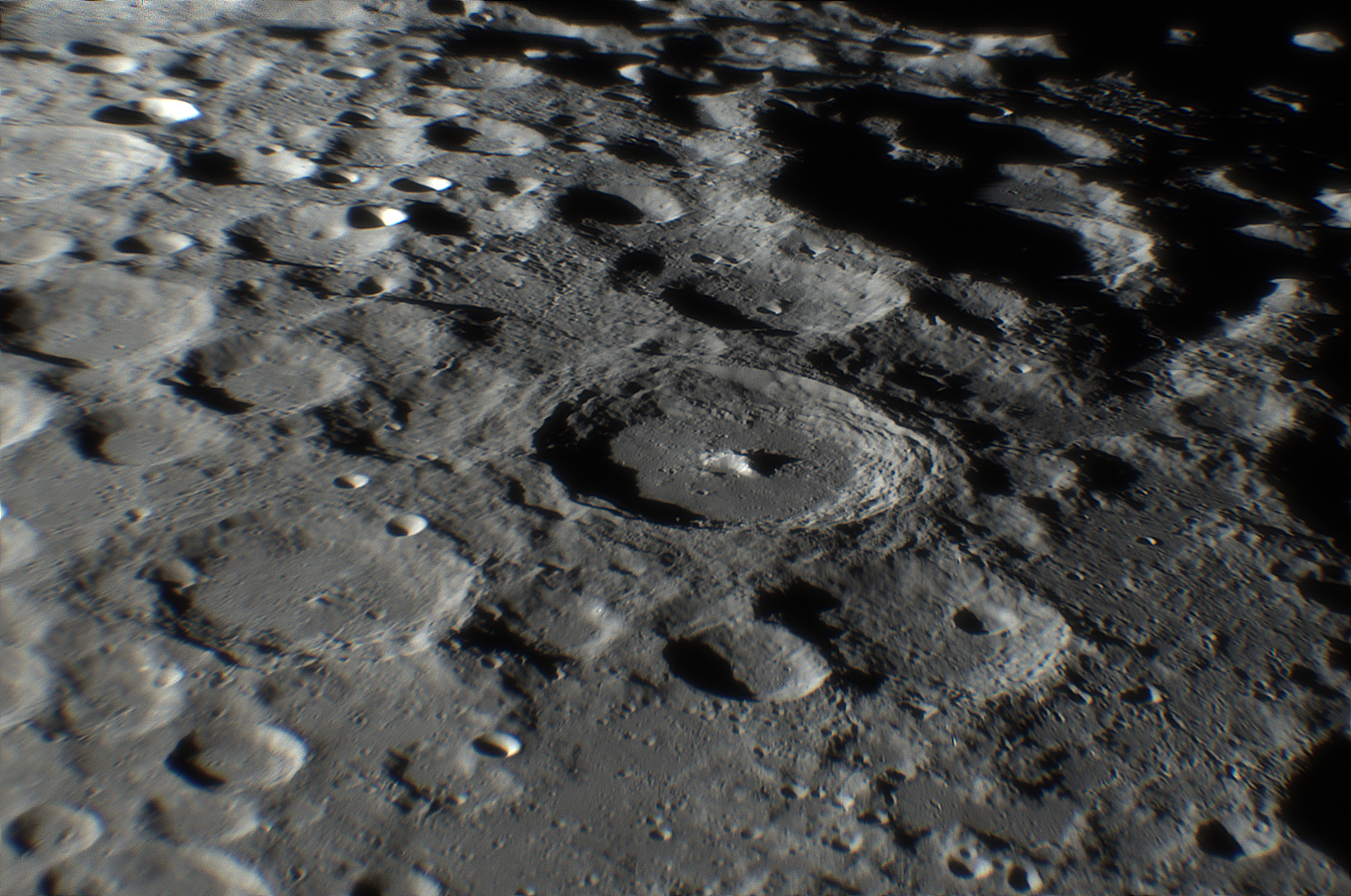 Lune Moon Dobson 400p 29/12/2025